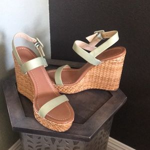 🔥1 hr sale - Kate Spade, wedge heels, light olive green, beautiful for fall